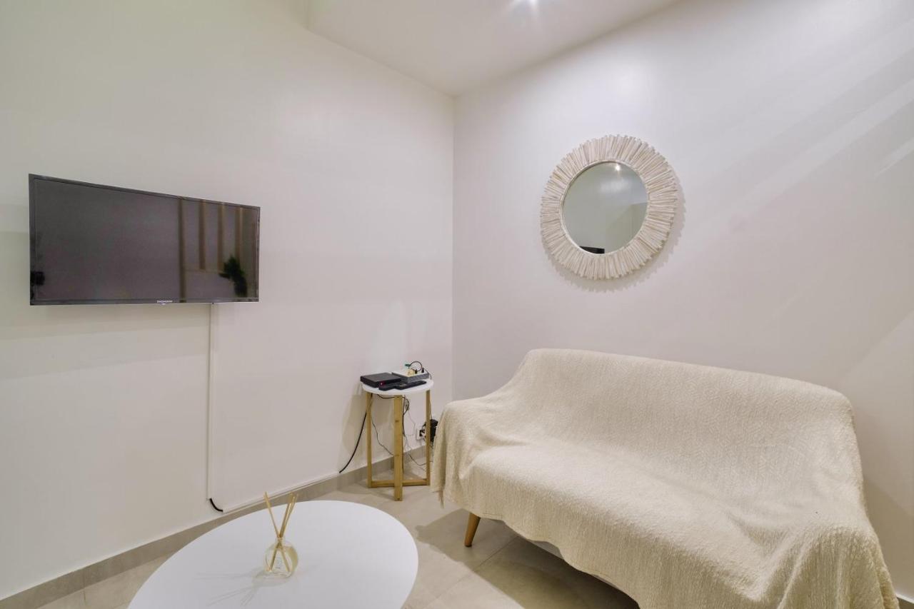 Superb Flat Near The Beach In Antibes Luaran gambar